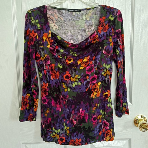 Cable & Gauge Multicolor Floral Top - Picture 1 of 8